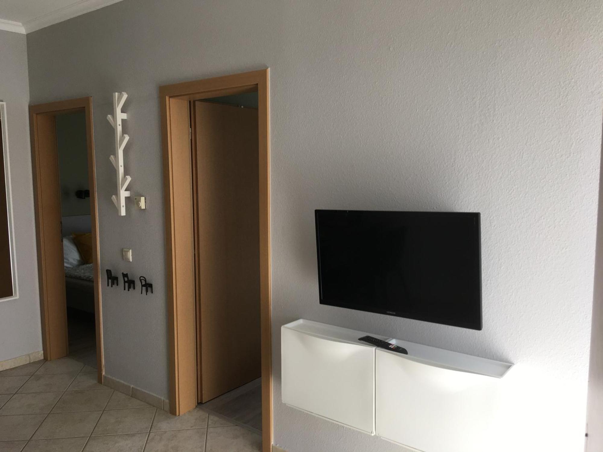 Balatonlelle Apartmanhaz Luaran gambar