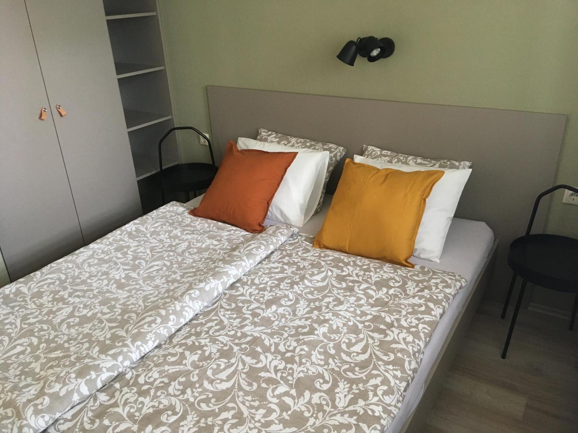 Balatonlelle Apartmanhaz Luaran gambar